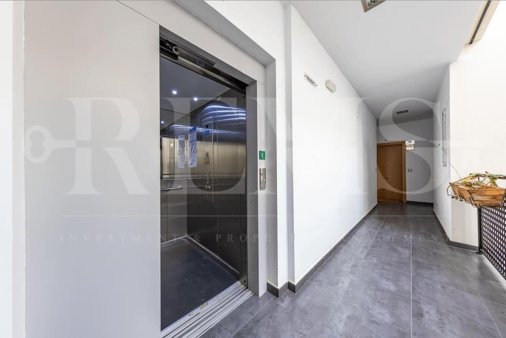 Inviting Apartment In The Center By Rems Málaga Exterior foto